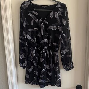 Express Long Sleeve Black romper with Gray Pattern